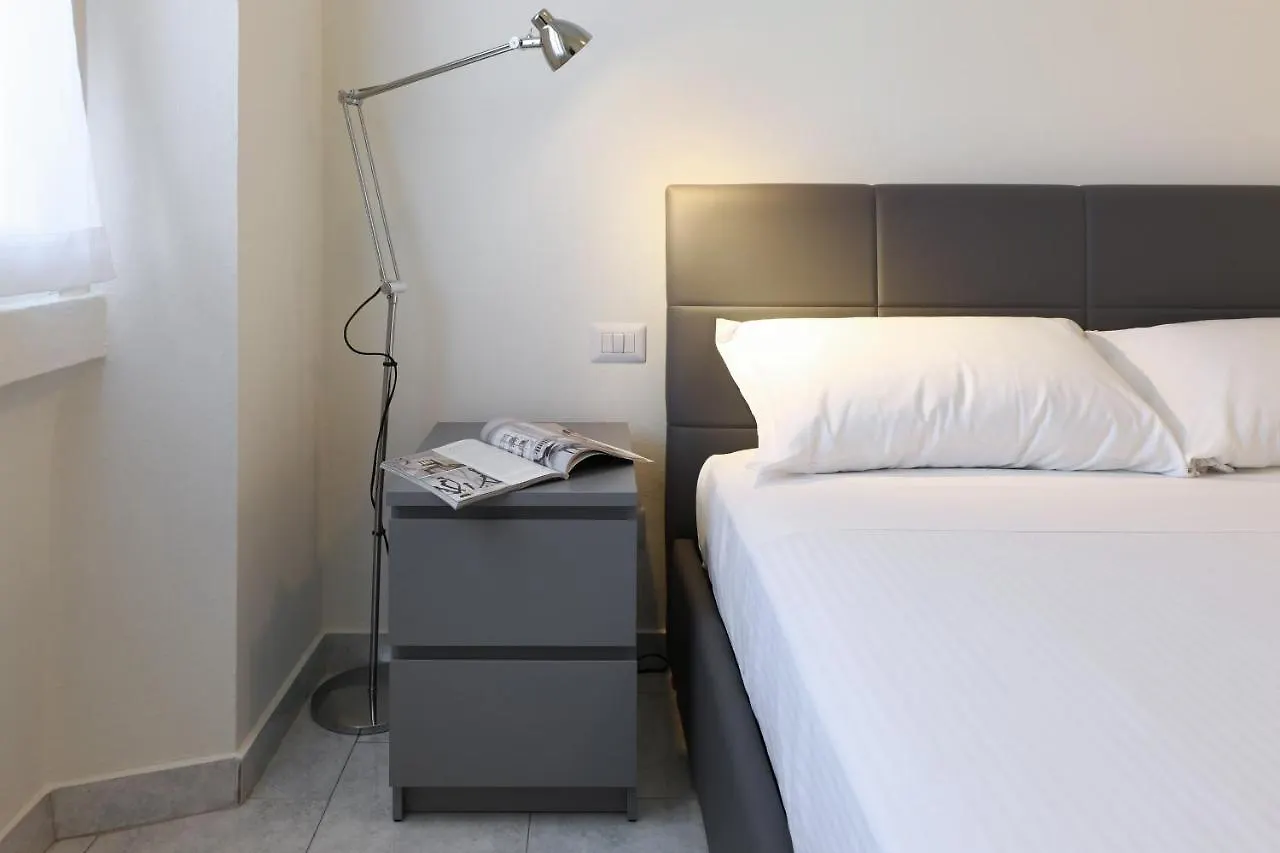 Contempora Apartments - Valtellina 4 米兰